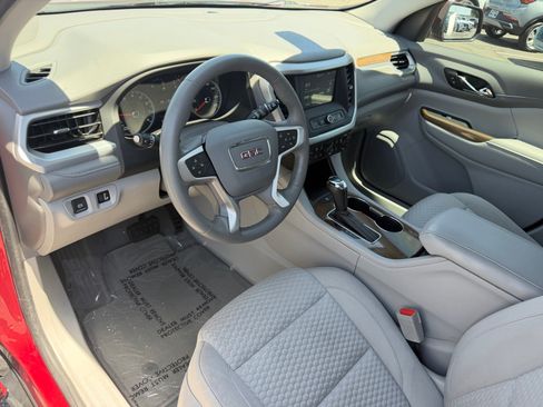 Used 2019 GMC Acadia SLE FWD image 14