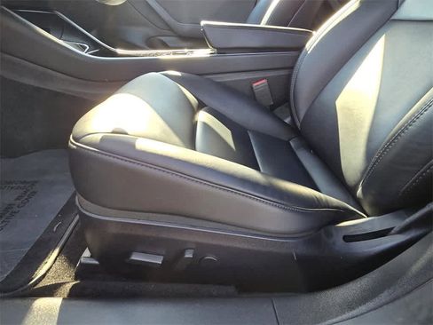 Used 2020 Tesla Model 3 Long Range image 12
