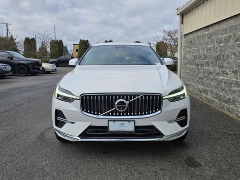 Used 2023 Volvo XC60 B5 Plus w/ Climate Package image 11
