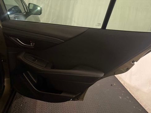 Used 2021 Subaru Outback Premium image 27