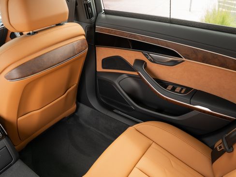 New 2026 Audi A8 L 3.0T AWD/4WD image 31