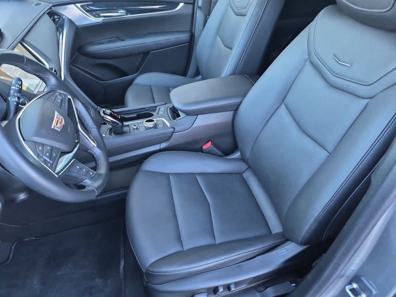 Used 2024 Cadillac XT5 Premium Luxury AWD/4WD image 16