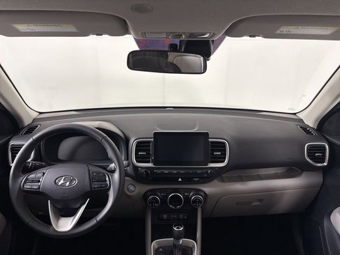 New 2026 Hyundai Venue SEL image 19