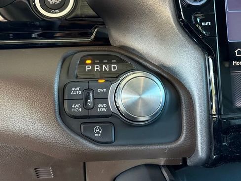 New 2026 RAM 1500 Laramie AWD/4WD image 27