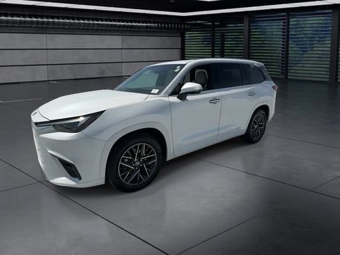 Certified 2024 Lexus TX 350 FWD w/ Technology Package image 4