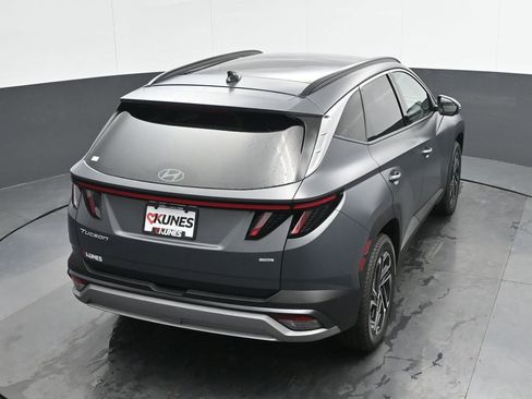 New 2025 Hyundai Tucson Limited image 37