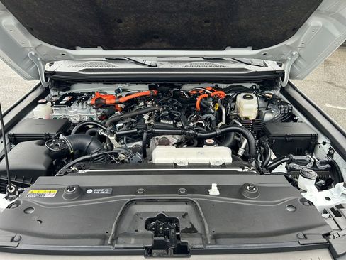Used 2025 Toyota Land Cruiser AWD/4WD image 29