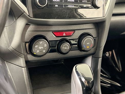 Used 2019 Subaru Crosstrek 2.0i Premium w/ Moonroof Package AWD/4WD image 15