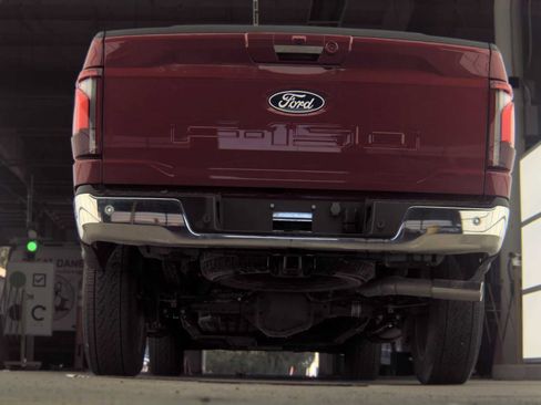 Used 2024 Ford F150 Lariat w/ FX4 Off-Road Package AWD/4WD image 13
