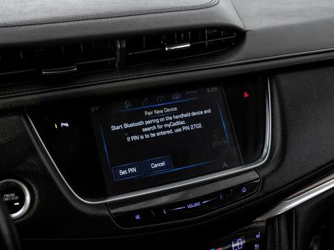 Used 2019 Cadillac XT5 Premium Luxury image 28