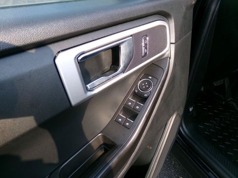 Used 2022 Ford Explorer 4WD Police Interceptor image 10