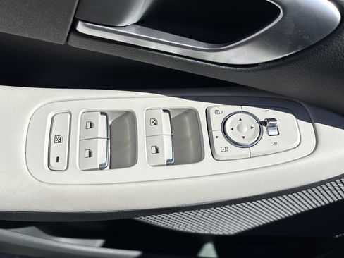 Used 2023 Hyundai Sonata SE FWD image 17