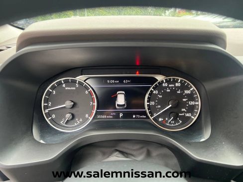 Used 2023 Nissan Rogue SV AWD/4WD image 14