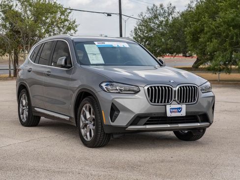 Used 2023 BMW X3 sDrive30i RWD image 2