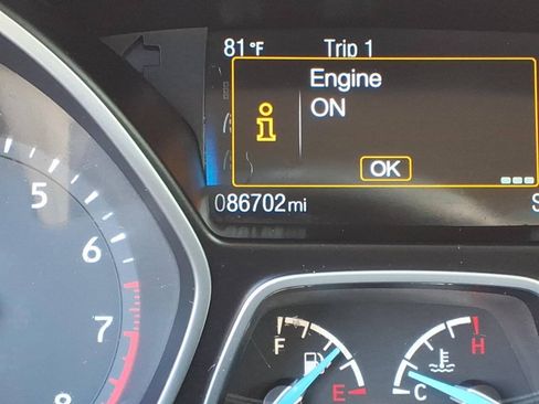 Used 2015 Ford Focus SE w/ SE Ecoboost Package FWD image 30