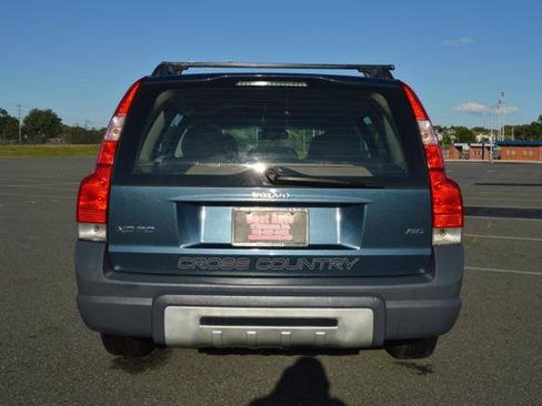 Used 2005 Volvo XC70 AWD/4WD image 7
