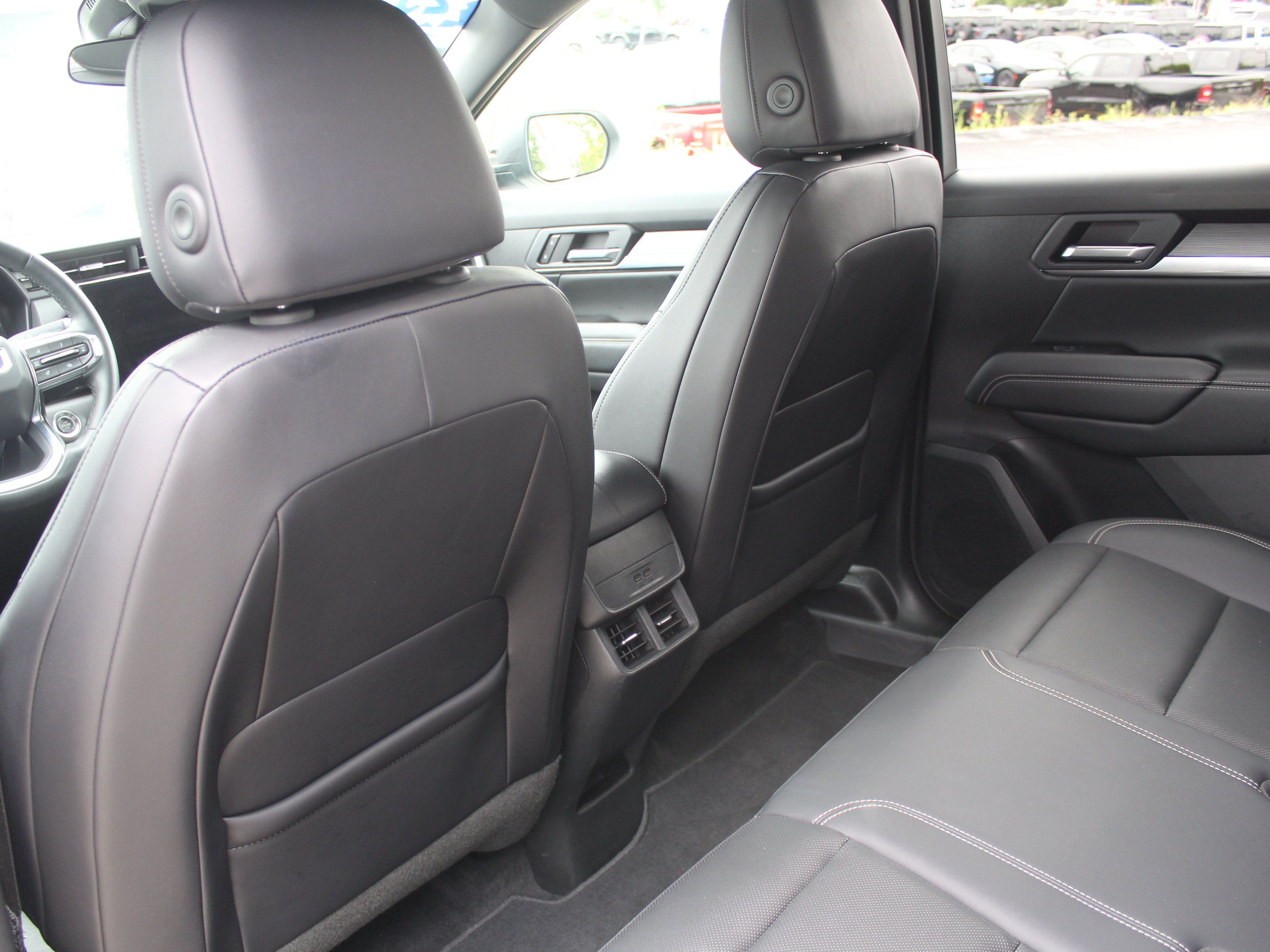 Used 2026 GMC Terrain Elevation w/ Elevation Premium Package AWD/4WD image 22