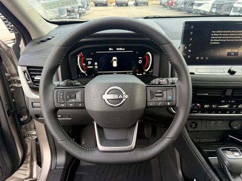 New 2026 Nissan Rogue Platinum w/ Platinum Premium Package image 17