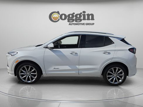 Used 2024 Buick Encore GX Avenir w/ Avenir Convenience Package FWD image 2