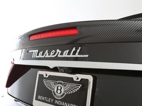 Used 2018 Maserati GranTurismo MC RWD image 9