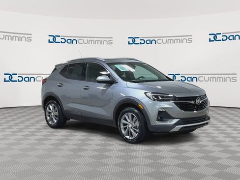 Used 2023 Buick Encore GX Essence w/ Experience Buick Package AWD/4WD image 2