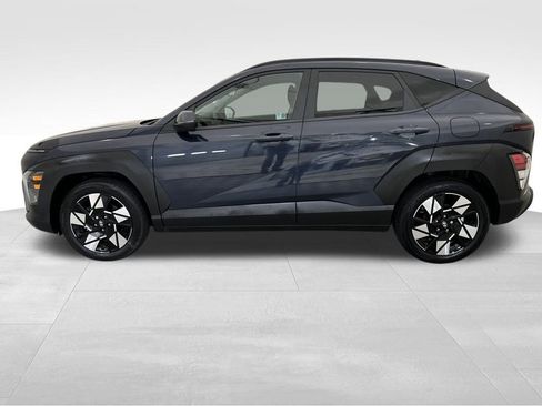 Certified 2025 Hyundai Kona SEL image 11
