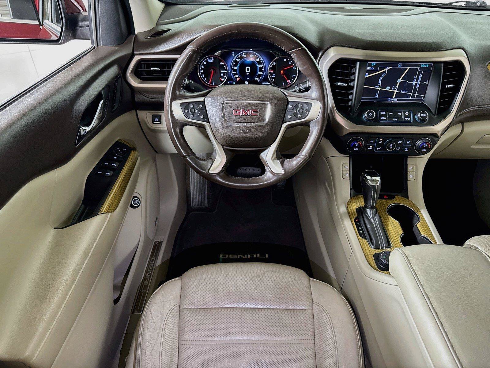 Used 2018 GMC Acadia Denali w/ Technology Package AWD/4WD image 22