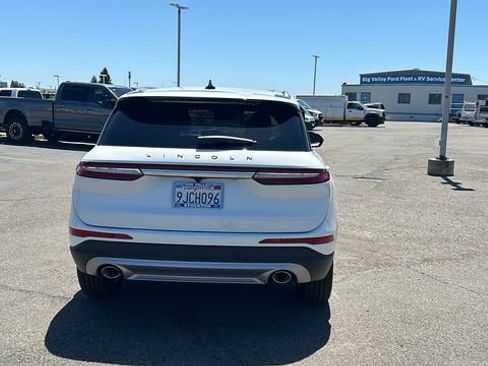 Used 2023 Lincoln Corsair Reserve w/ Equipment Group 201A AWD/4WD image 4