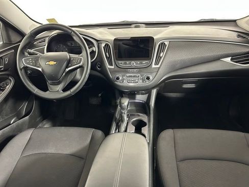 Used 2024 Chevrolet Malibu LT w/ Sport Edition FWD image 11