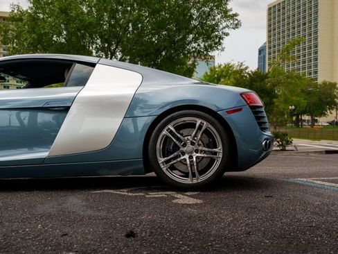 Used 2010 Audi R8 V8 AWD/4WD image 10