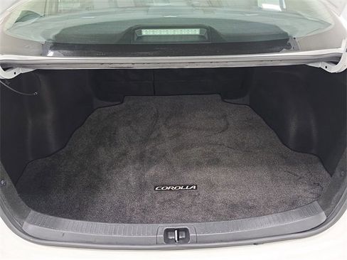 Used 2023 Toyota Corolla LE w/ Carpet Mat Package (TMS) image 31