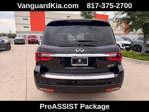 Used 2019 INFINITI QX80 Luxe w/ 22" Wheel Package RWD image 3