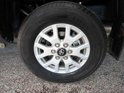 Used 2024 Toyota Tacoma SR5 image 28