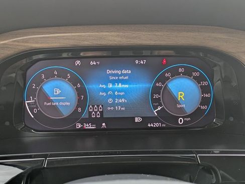 Used 2025 Volkswagen Atlas SE image 23