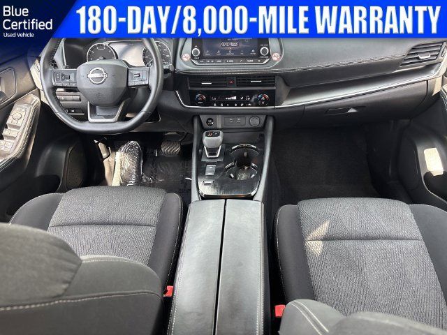 Used 2025 Nissan Rogue SV FWD image 12