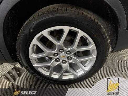Used 2024 Chevrolet Blazer LT FWD image 19