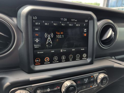 Used 2023 Jeep Wrangler Unlimited Sport AWD/4WD image 32