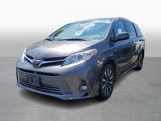 Used 2018 Toyota Sienna XLE w/ XLE Navigation Package AWD/4WD video 1