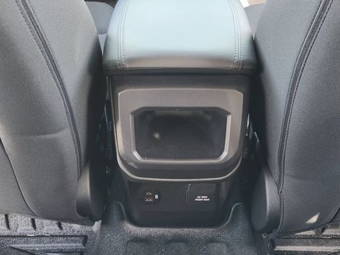 Used 2025 Ford Ranger XLT w/ Equipment Group 301A High AWD/4WD image 22