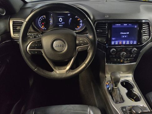 Used 2019 Jeep Grand Cherokee Limited w/ Trailer Tow Group IV image 22