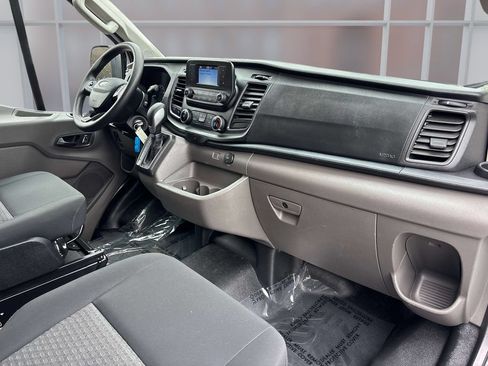 Used 2025 Ford Transit 250 Low Roof w/ Exterior Upgrade Package RWD image 18