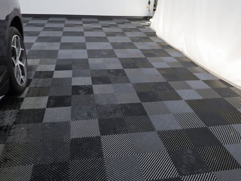 Used 2017 BMW X1 xDrive28i image 25