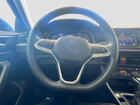 Used 2023 Volkswagen Jetta SE FWD image 11