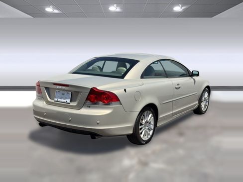 Used 2006 Volvo C70 T5 FWD image 8