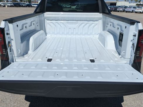 Used 2026 Chevrolet Silverado EV LT image 25