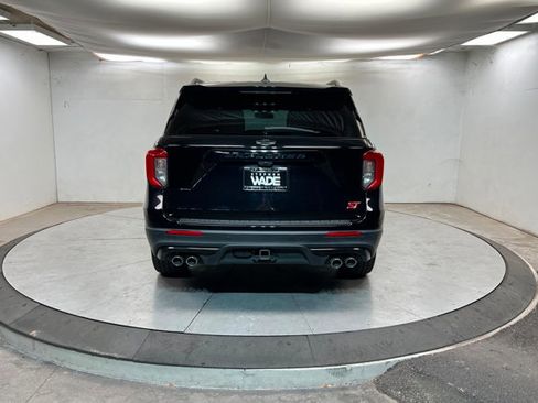 Used 2023 Ford Explorer ST w/ Equipment Group 401A image 4