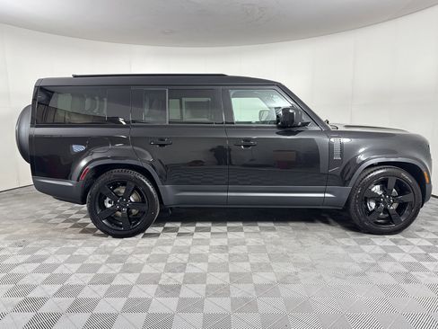 New 2026 Land Rover Defender 130 S AWD/4WD image 9