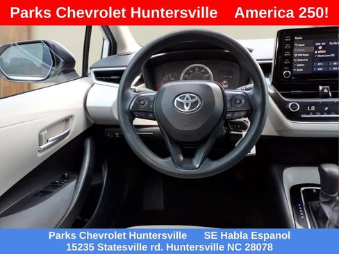 Used 2021 Toyota Corolla LE FWD image 21