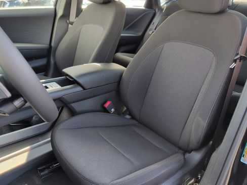 New 2025 Hyundai Ioniq 6 SE image 30