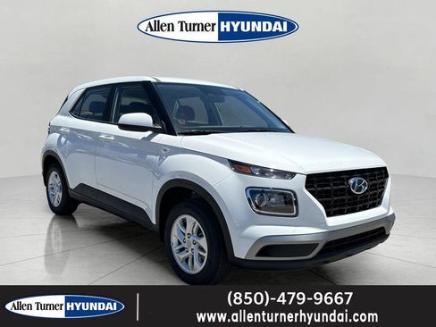 New 2026 Hyundai Venue SE FWD image 1